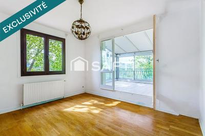 Maison - 185 m² - 8 pièces