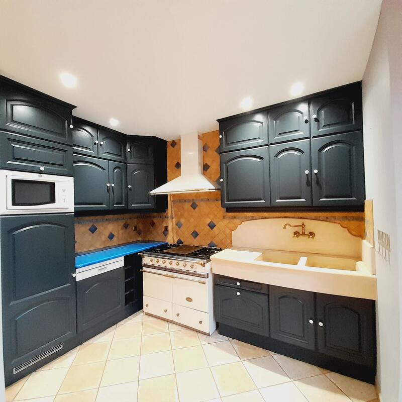 Maison ancienne - 137 m² - 5 pièces