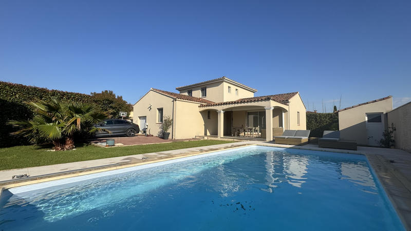 Maison - 163 m² - 5 pièces