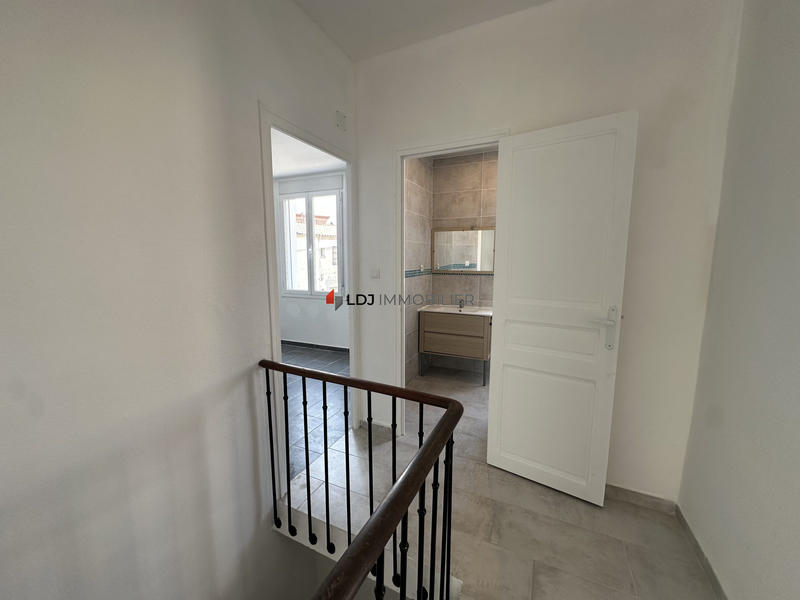 Immeuble - 147 m² - 6 pièces