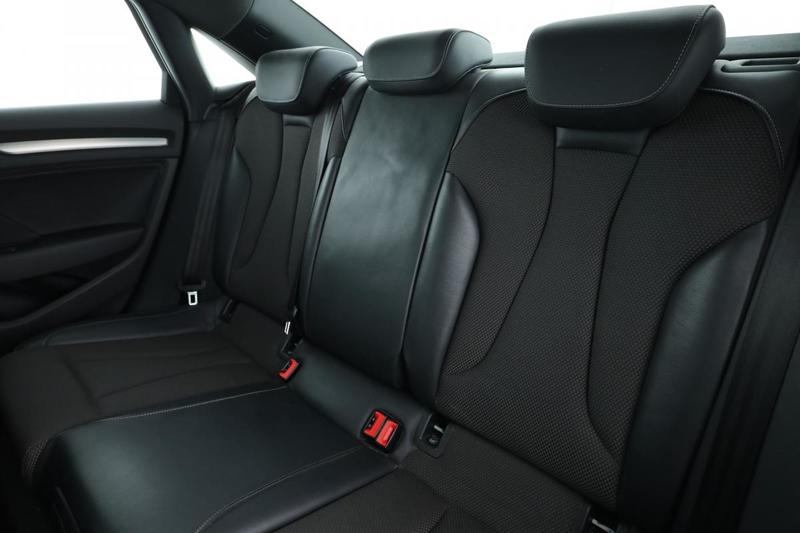 Audi A3 Berline 1.5 Tfsi Cod s line s tronic 7 150 ch