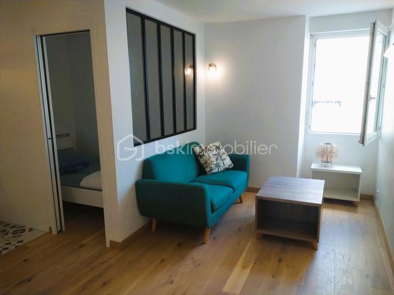 Immeuble - 170 m² - 6 pièces