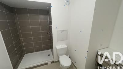 Studio - 25 m² - 1 pièce