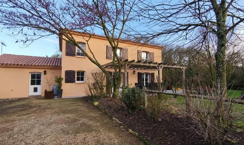 Maison - 151 m² - 5 pièces