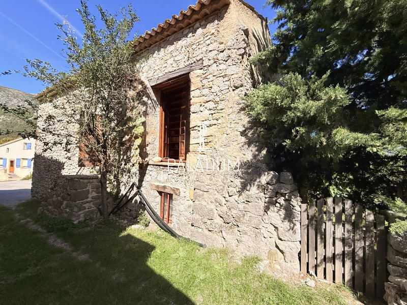 Maison - 75 m² - 2 pièces