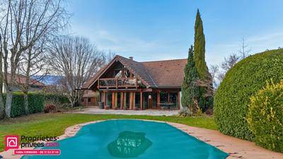 Maison - 163 m² - 6 pièces