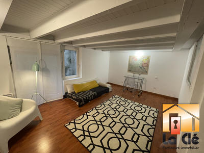 Loft - 145 m² - 4 pièces