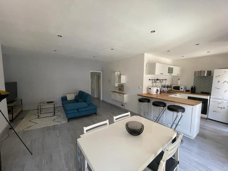 Appartement - 72 m² - 4 pièces