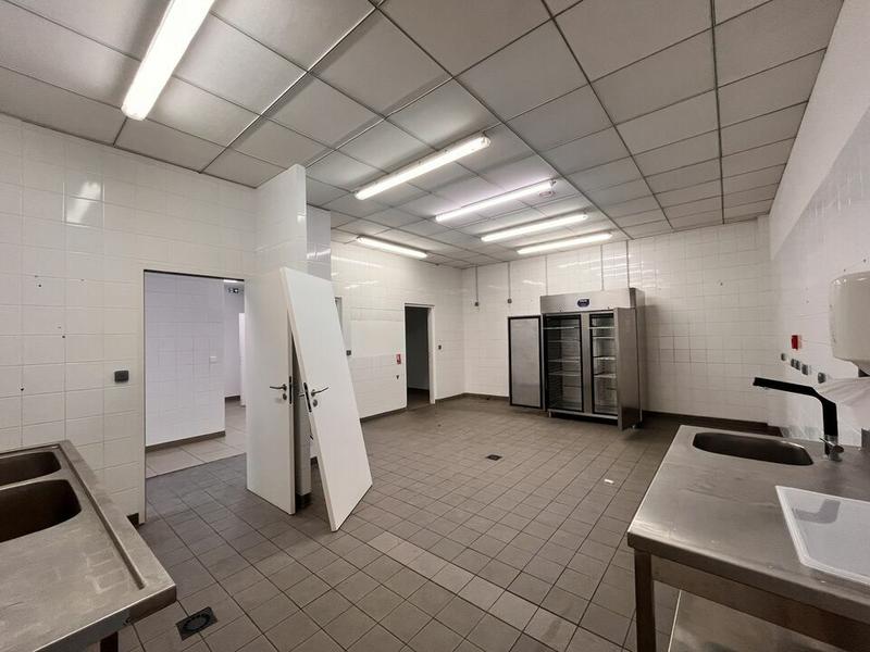 Local commercial - 180 m²