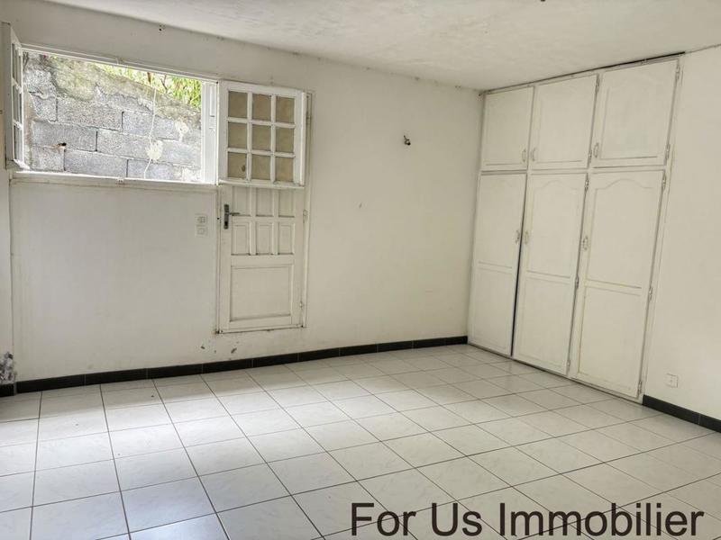 Maison - 215 m² - 7 pièces