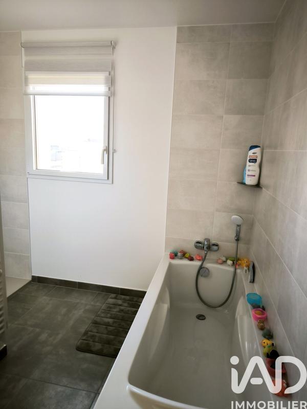 Maison - 137 m² - 6 pièces