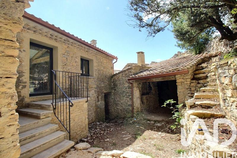 Maison - 220 m² - 8 pièces