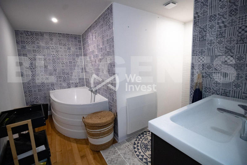 Maison - 121 m² - 6 pièces