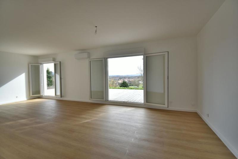 Maison - 168 m² - 7 pièces