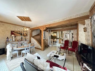 Maison - 196 m² - 8 pièces