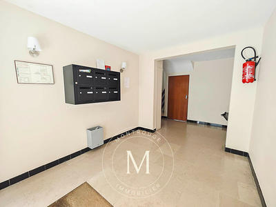 Local d'activité / Entrepôt - 30 m² - 2 pièces