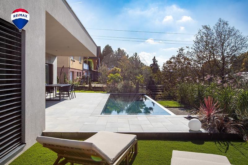 Villa - 183 m² - 6 pièces