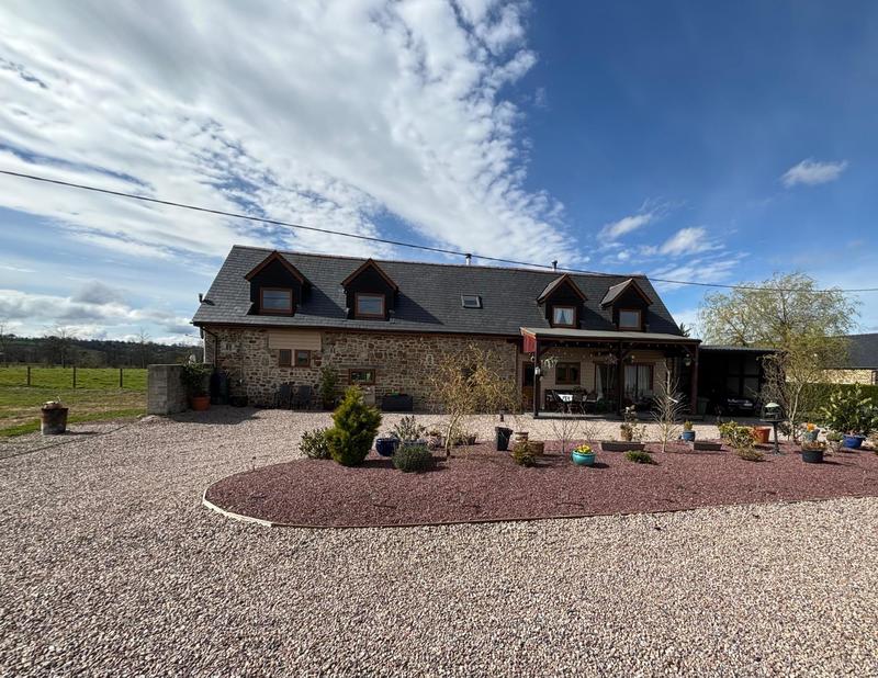 Maison - 153 m² - 6 pièces