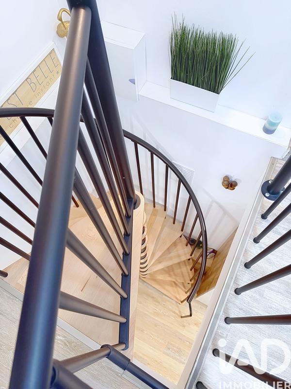 Immeuble - 49 m² - 3 pièces