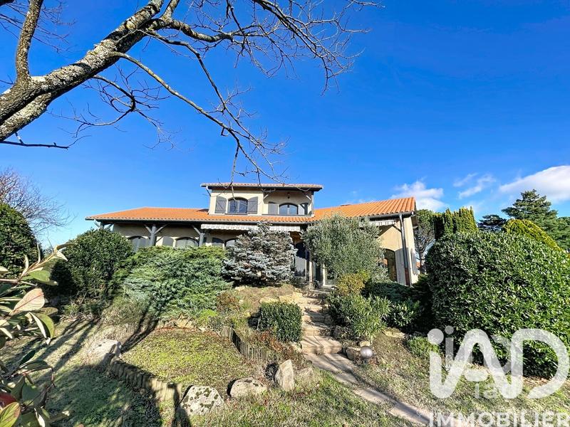 Maison de maîtres - 210 m² - 7 pièces