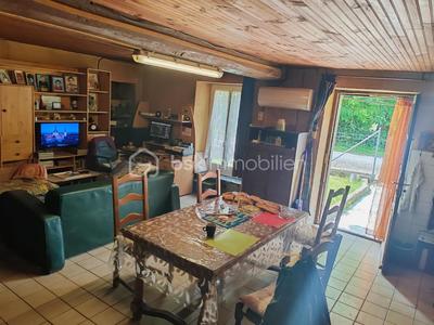 Maison en pierre - 96 m² - 4 pièces