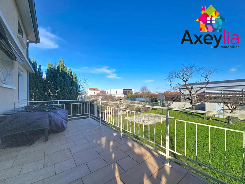 Maison - 118 m² - 6 pièces