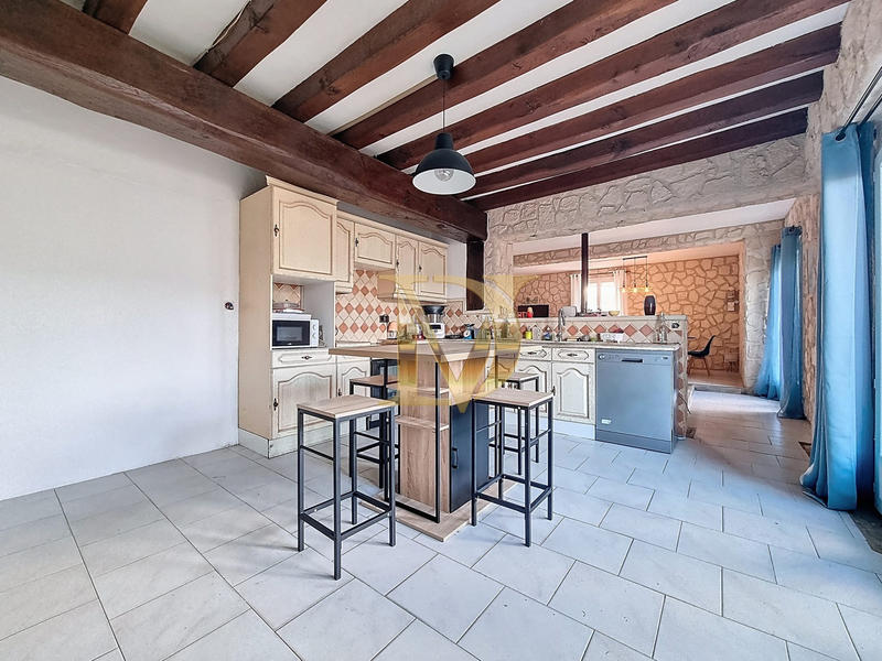 Maison ancienne - 181 m² - 6 pièces