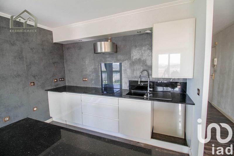 Appartement - 86 m² - 4 pièces