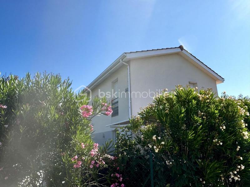 Maison - 144 m² - 6 pièces