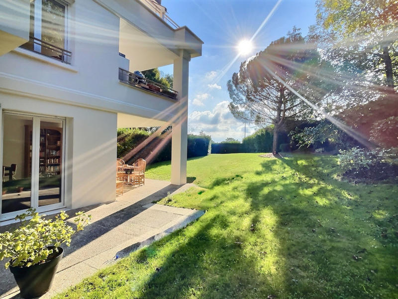 Appartement - 106 m² - 4 pièces