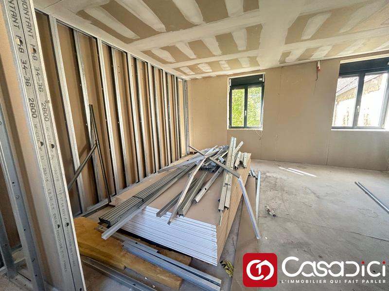 Maison ancienne - 400 m² - 7 pièces