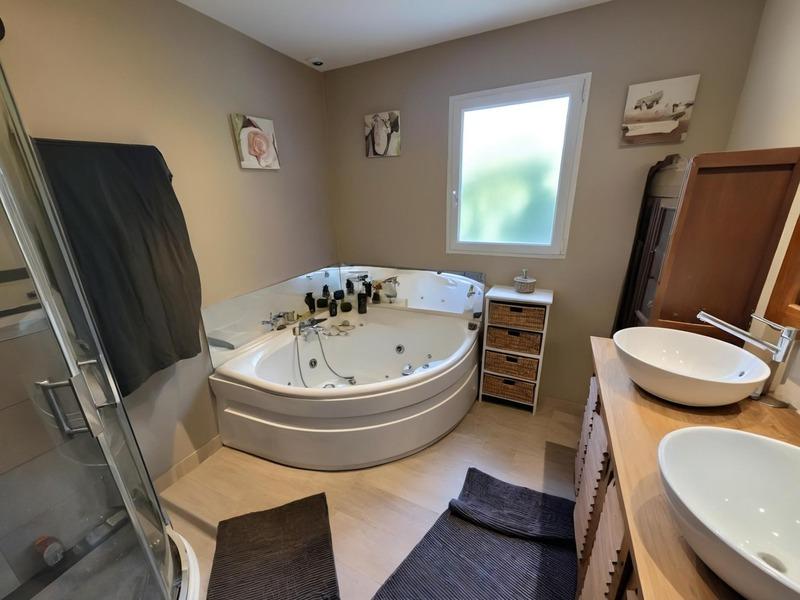 Maison - 158 m² - 6 pièces