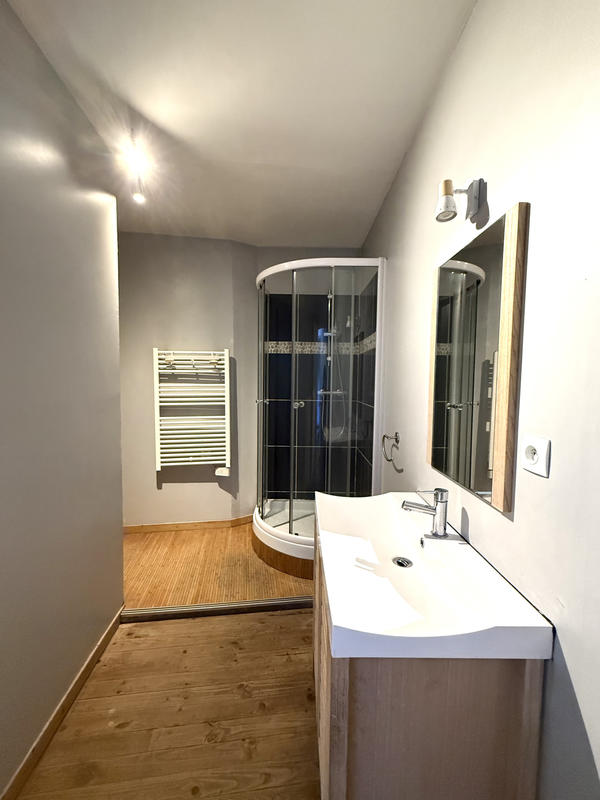 Maison - 96 m² - 4 pièces