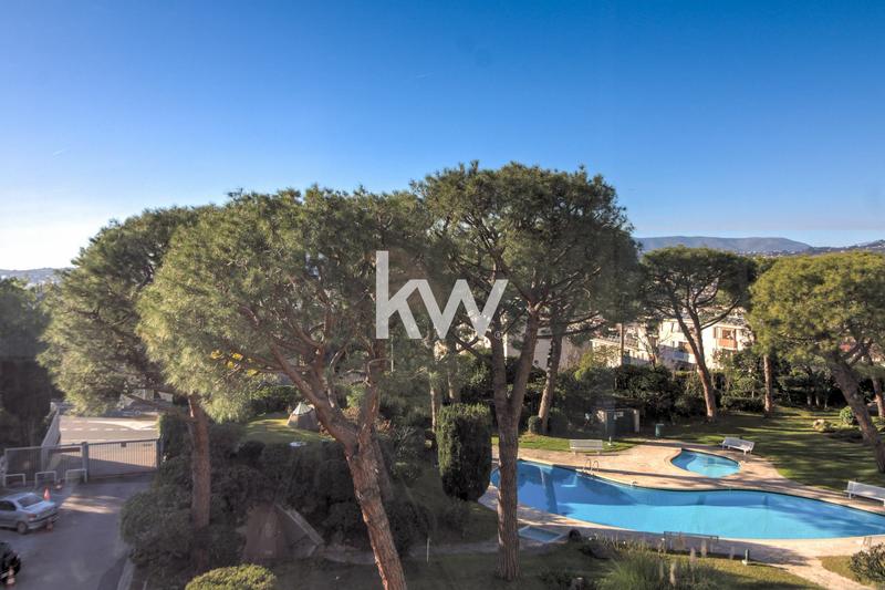 Appartement - 107 m² - 4 pièces