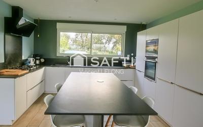 Maison - 191 m² - 7 pièces