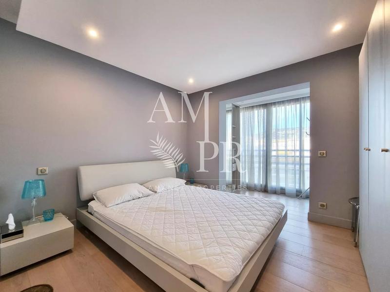 Appartement - 110 m² - 4 pièces