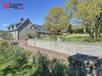 Maison - 197 m² - 5 pièces