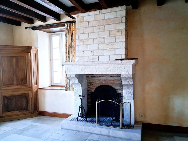 Maison - 215 m² - 8 pièces