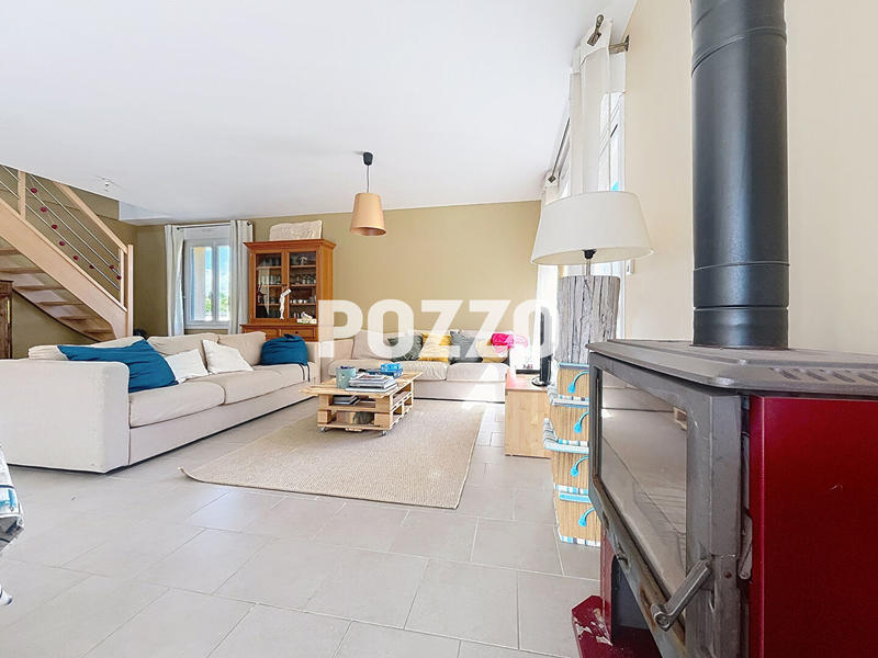 Maison - 137 m² - 6 pièces
