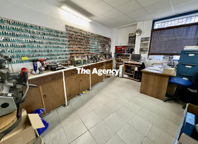 Fonds de commerce - 80 m²