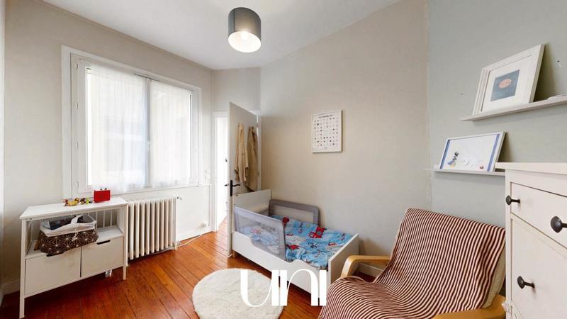 Appartement - 89 m² - 4 pièces