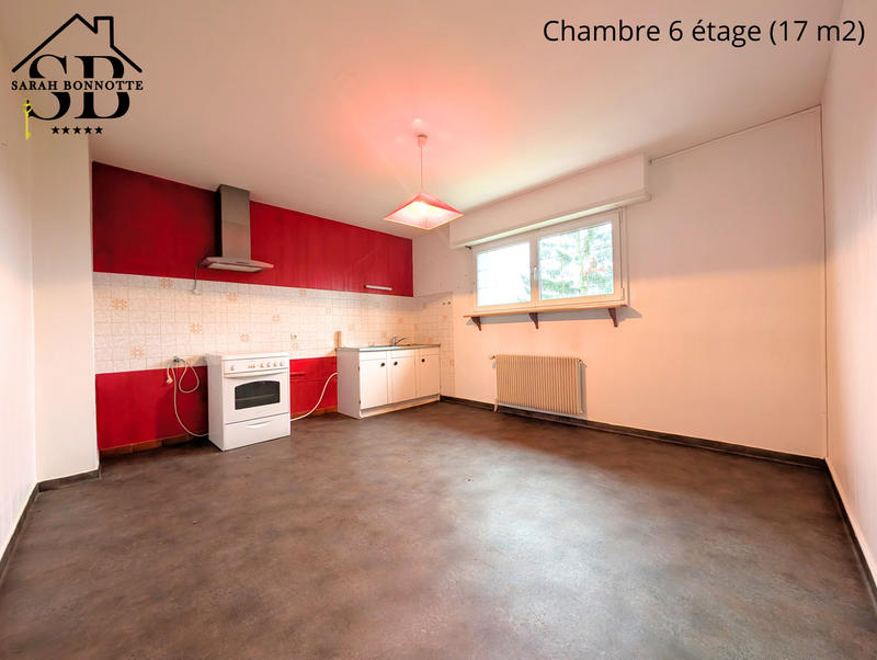Maison - 190 m² - 8 pièces