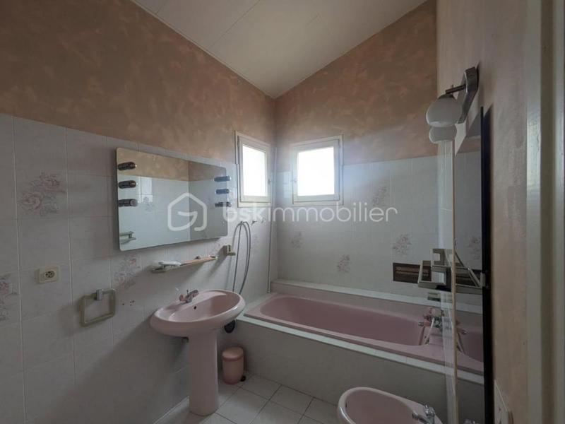 Villa - 107 m² - 5 pièces