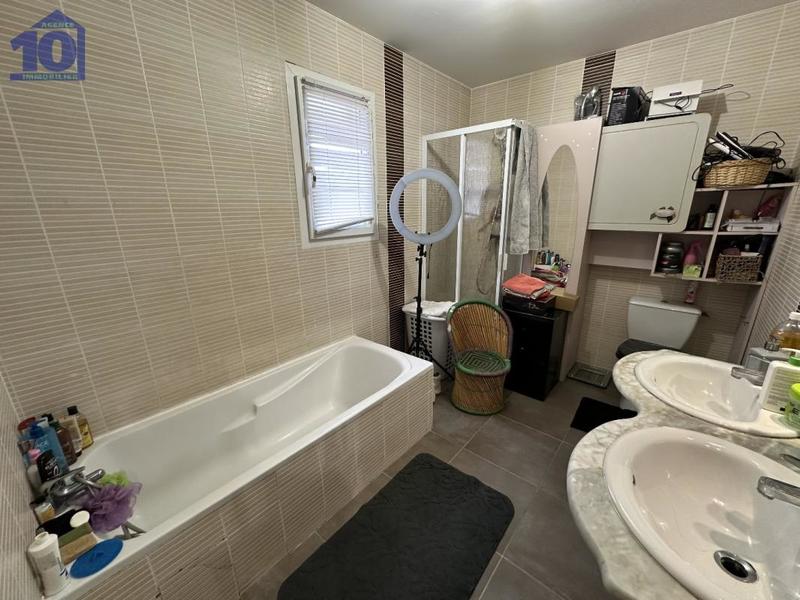 Maison - 108 m² - 5 pièces