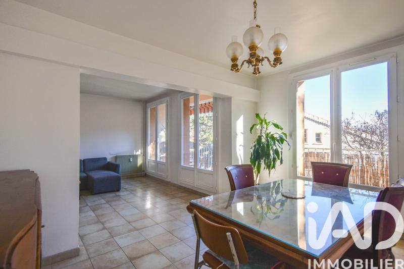 Appartement - 96 m² - 5 pièces