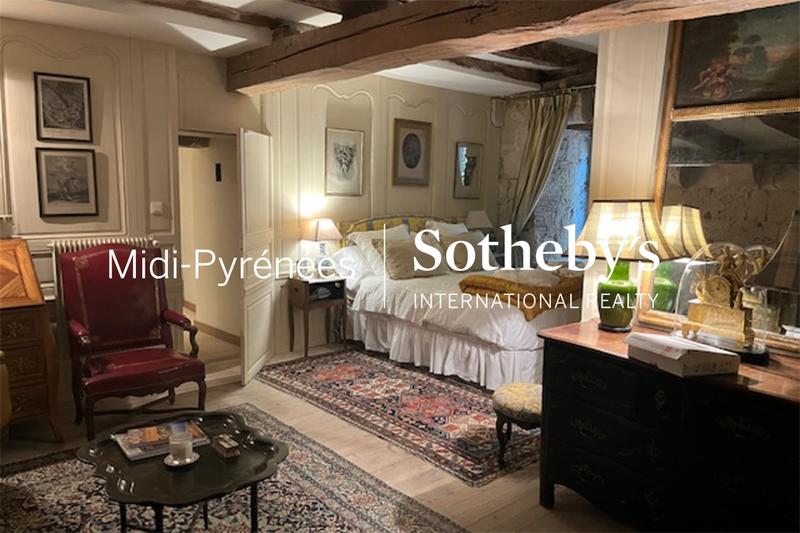 Hôtel particulier - 320 m² - 10 pièces