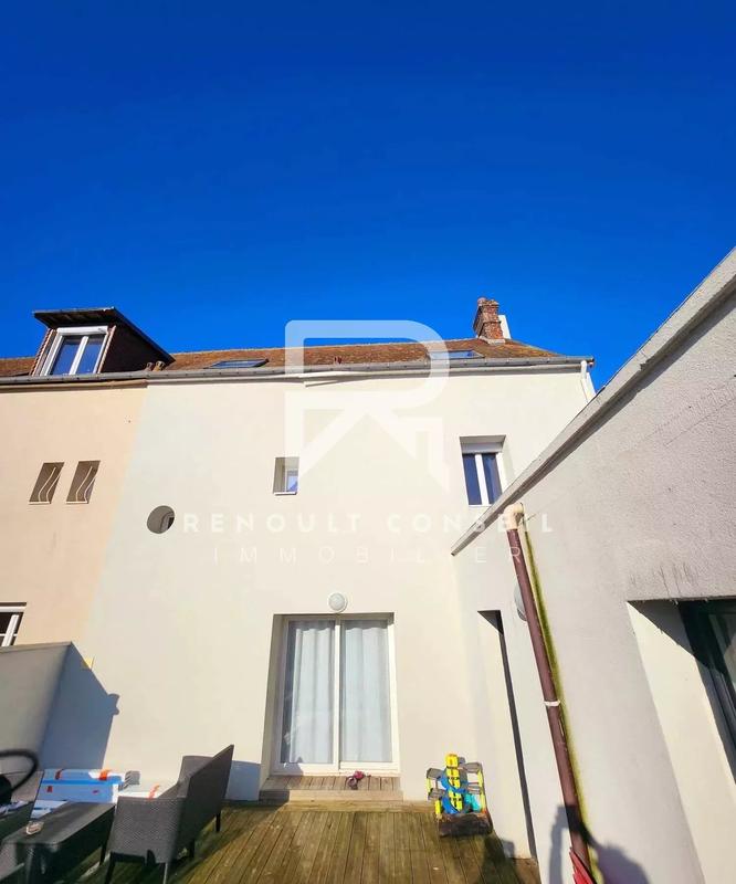 Maison de ville - 134 m² - 6 pièces