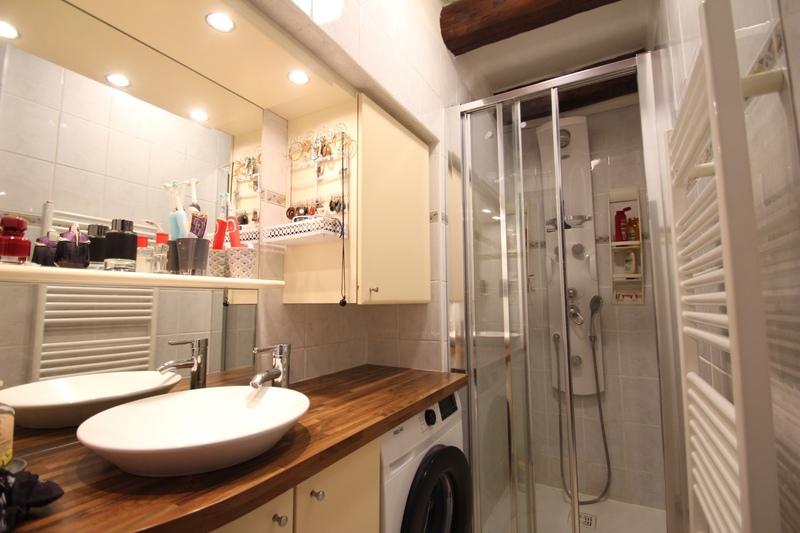 Appartement ancien - 56 m² - 3 pièces