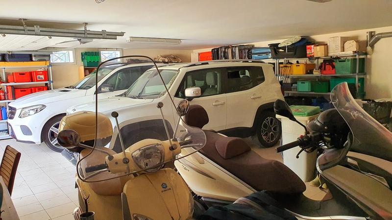 Demeure - 320 m² - 8 pièces