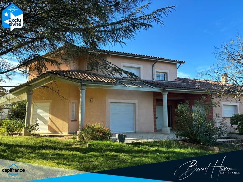 Maison - 225 m² - 6 pièces